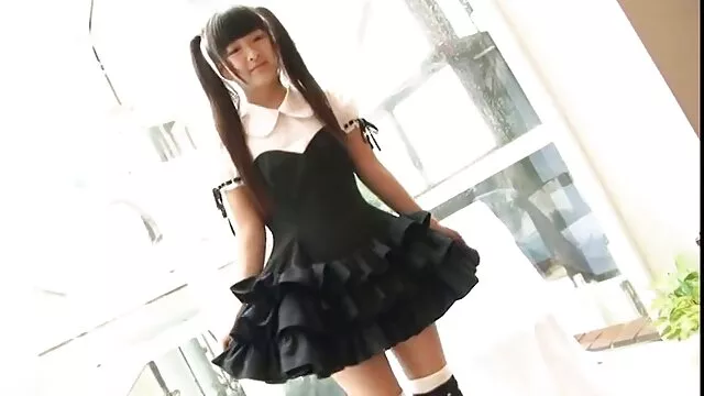 彼女は熱心で苦しんだ女性になるために治療心理学者に行きました。 無料 イケメン av