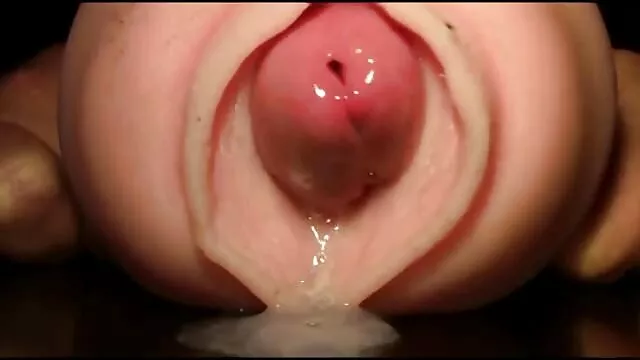 彼女は愚かになり、私の陰茎は彼女のお尻に詰め込まれます 女性 用 av サンプル
