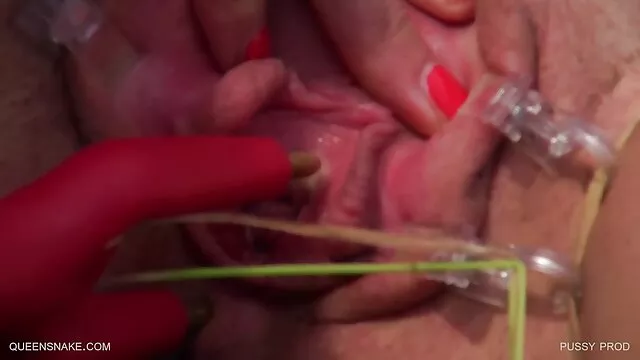 どのように彼女の義兄は彼女の肌を入れて彼のオナニーをキャッチ 女性 の ため の アダルト ビデオ 無料