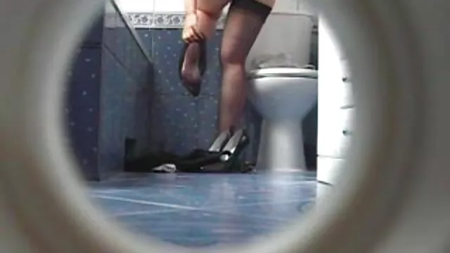 彼は毎晩彼の妹をレイプしました イケメン av 動画
