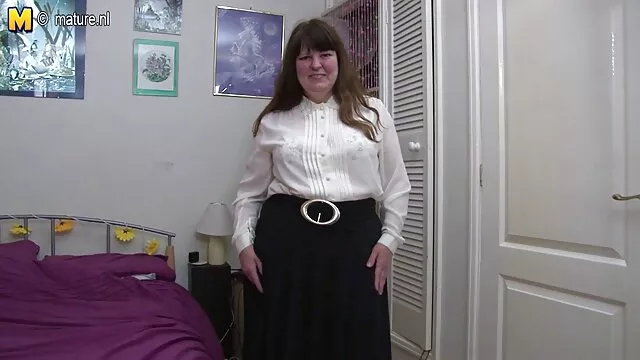 彼女は古いので、彼らはどのように性交する fc2 女性 向け av