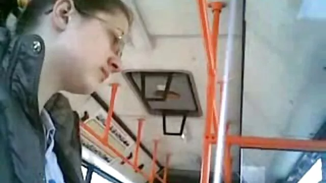ダニー-ジェンセンは、従順な奴隷の年鑑を受け入れました 女性 向け 無料 セックス 動画